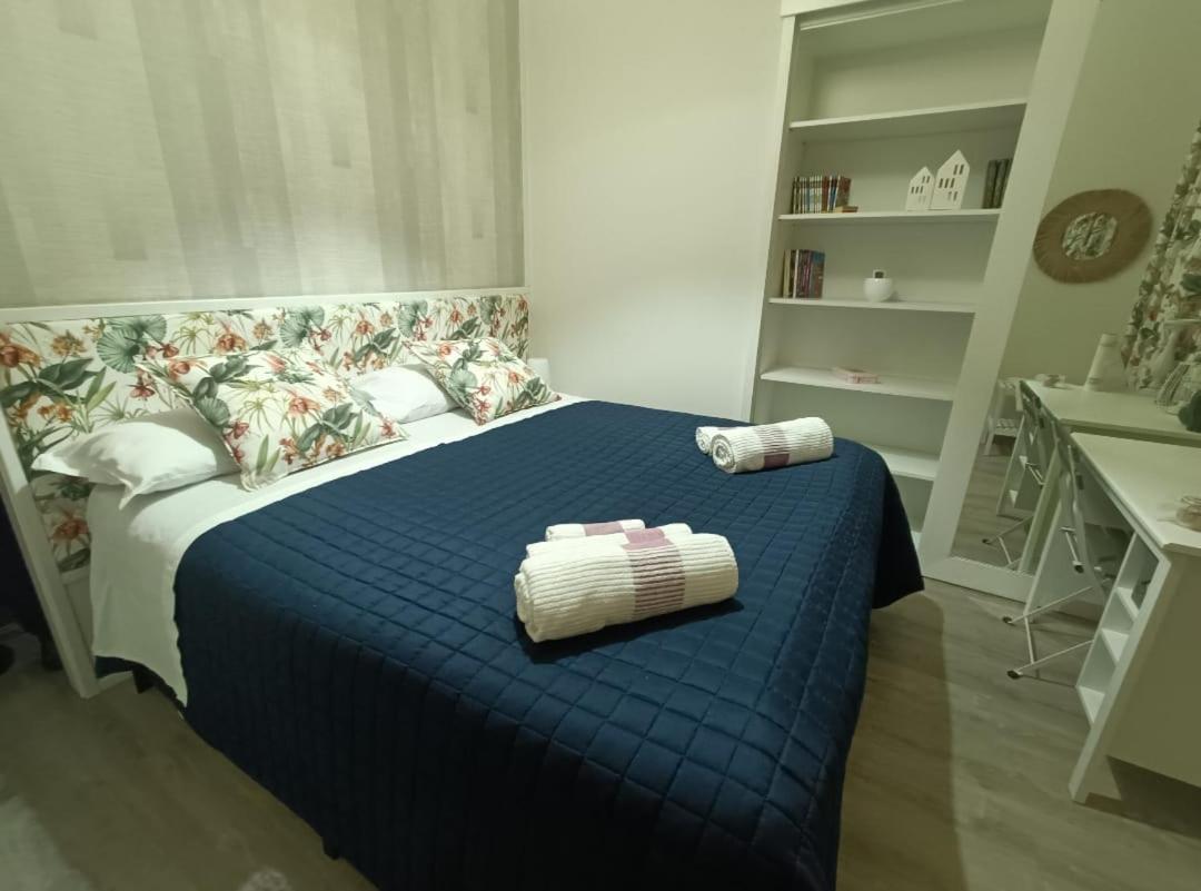 Apartamento Domusmadre Nápoles Exterior foto
